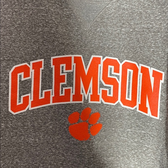 Clemson sweatshirt - Picture 2 of 7